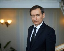 Веніславський закликав скасувати передачу повноважень щодо Ми-8 іноземній компанії
