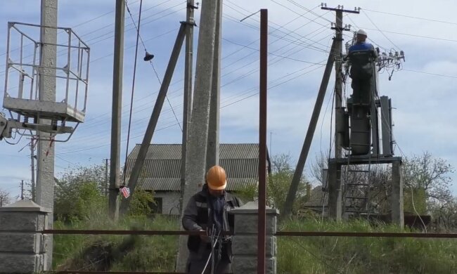 Графіки відключення світла у Дніпропетровській області на 16 травня