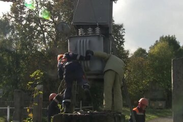 Графики отключения света в Одесской области на 18 июля