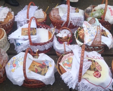 Як працюватимуть церкви на Великдень у Запоріжжі у 2026 році