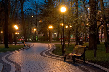 парк киев лето ночь