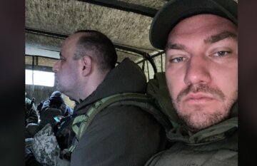 "Слуга народа" попал под обстрел на Донбассе после заявления о том, что никто не стреляет: "Это ж зрада!"