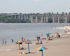 Українців закликають не купатися: які пляжі найбрудніші і несуть небезпеку для здоров'я