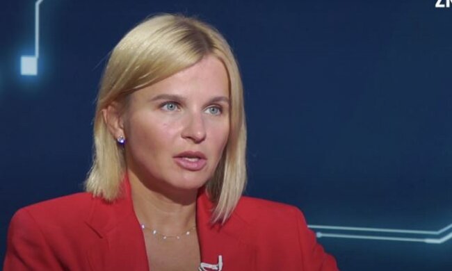 У наших людей есть недоверие к финансовым институтам, потому как мы достаточно много уже пережили всех пирамид, - Бондаренко