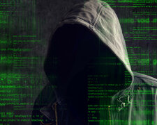 sh_hacker-in-hoodie1500px-1000×558