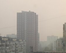 "Небезпечно для життя": забруднення повітря в Києві перевищило норму в десять разів, що відбувається