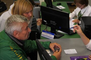 Денежная помощь по уходу для пенсионеров в Киевской области: