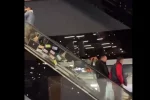 Мужчина насмешил походом за покупками в ТЦ Одессы: курьезное видео
