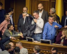 Нардеп объяснил, почему закон о Донбассе является огромной «зрадой»
