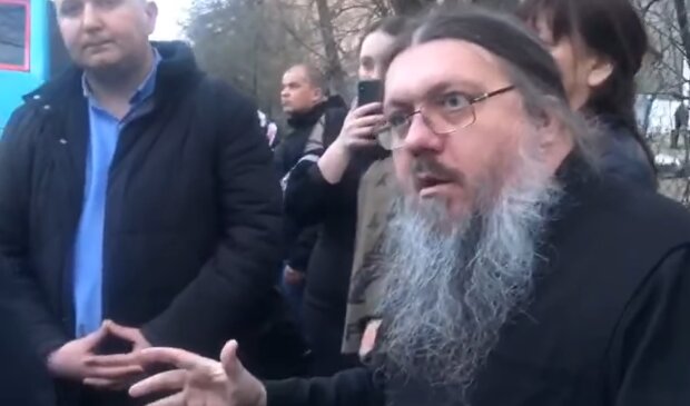 Представники УПЦ МП влаштували скандал, відео: