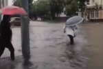 Лето взяло "отсрочку" в Украине, в плену стихии окажутся 6 областей: кому приготовиться