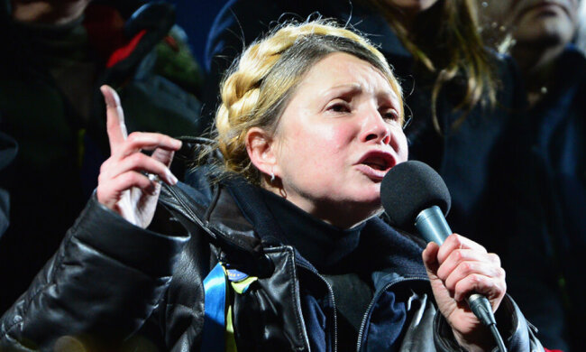 Ukrainian MPs Vote To Oust President Viktor Yanukovych