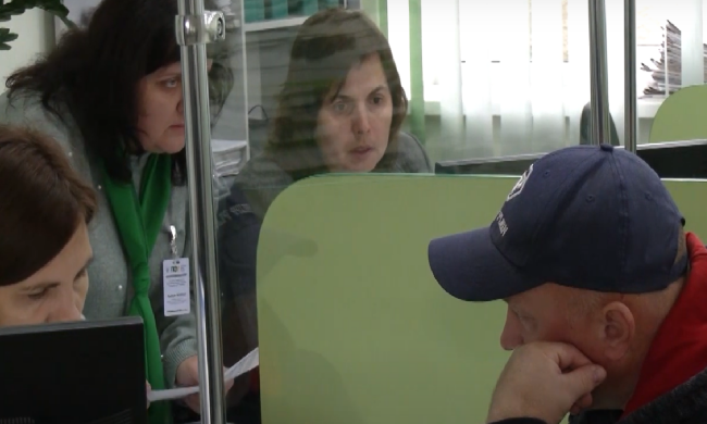 Гуманитарная помощь для пенсионеров в Харькове