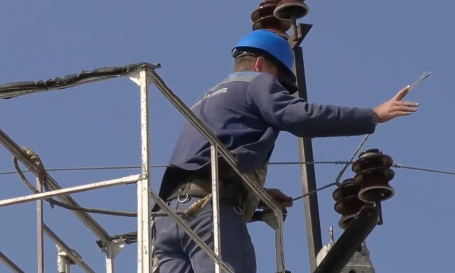 Графіки відключення світла у Дніпропетровській області на 20 травня