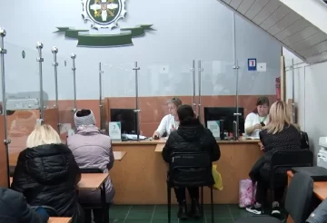 Грошова допомога для пенсіонерів та ВПО у Запорізькій області