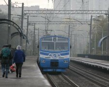 Подросток угодил под колеса поезда: первые подробности и кадры жуткой трагедии под Киевом
