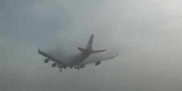 самолет, туман