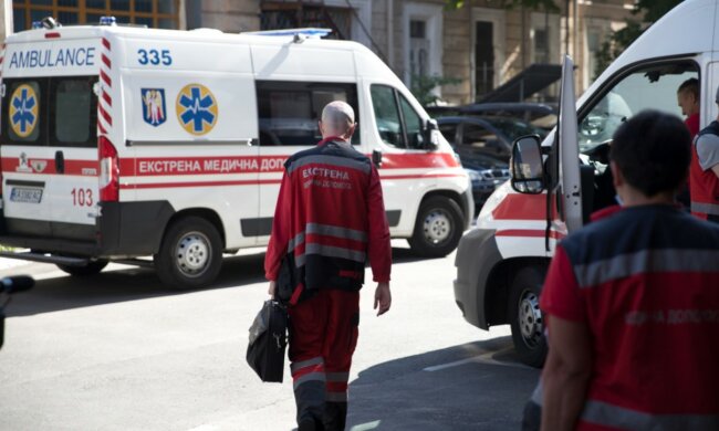 швидка допомога, лікарі