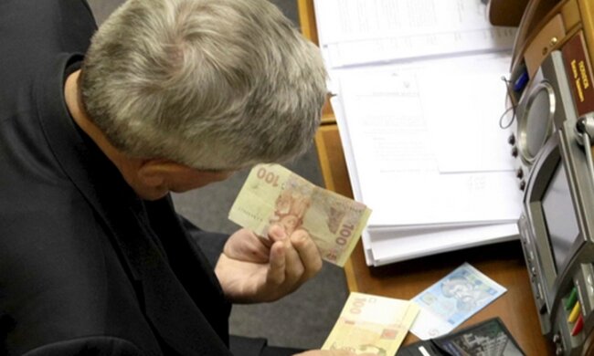 verhovna_rada_deputat_groshi