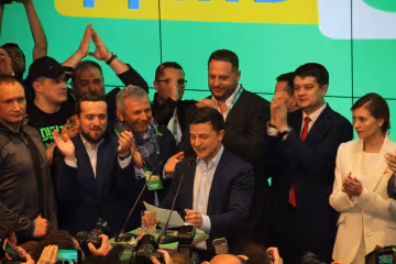 У Зеленского срочно обратились к украинцам: просят не верить в…