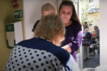 Гуманітарна допомога для пенсіонерів та ВПО у Кривому Розі