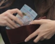 Різкий обвал зарплат в Україні: хто постраждає найбільше, розкриті нові суми