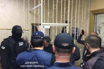 Злочин одеського копа над дитиною сполошив Одесу: ЗМІ розсекретили його ім'я і фото