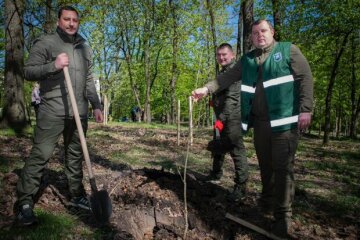 Руководство Госэкоинспекции приняло участие в акции "Шевченко объединяет Украину": важный шаг в сохранении окружающей среды