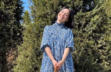 Помолоділа дружина Сергія Бабкіна присіла навпочіпки і показала своїх "друганів": несподіване фото