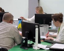 Грошова допомога для пенсіонерів у Київській області