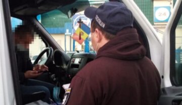 Одесские полицейские устроили массовые проверки в транспорте: "Должен быть документ..."