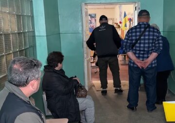 Гуманитарная помощь для пенсионеров в Харькове