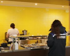 Безкоштовні продукти для ВПО та пенсіонерів у Запоріжській області