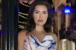 Кассандра Сьєнега з Playboy не втримала "пишність" в шовкових стрічках: хвилюючі кадри