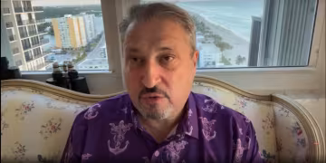Це кріпосне населення, - американський військовий Гаррі Табах пояснив, чому росіяни ніяк не реагують на дії влади
