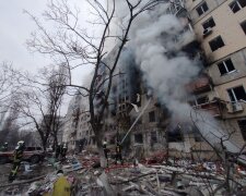 пожежники ДСНС Київ оболонь війна обстріл