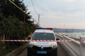 x877859-granata260320195.jpeg.pagespeed.ic.Tydq1LFdzz