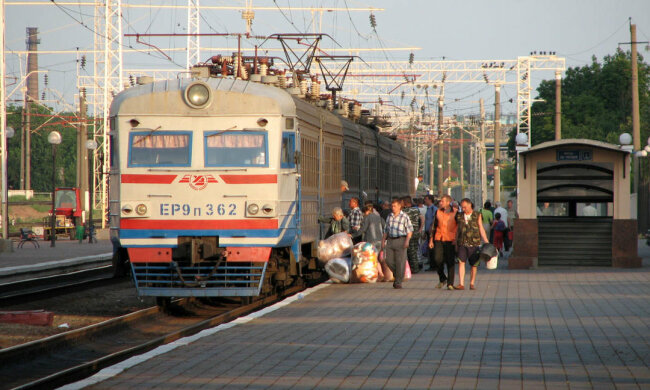 электричка, укрзализныця