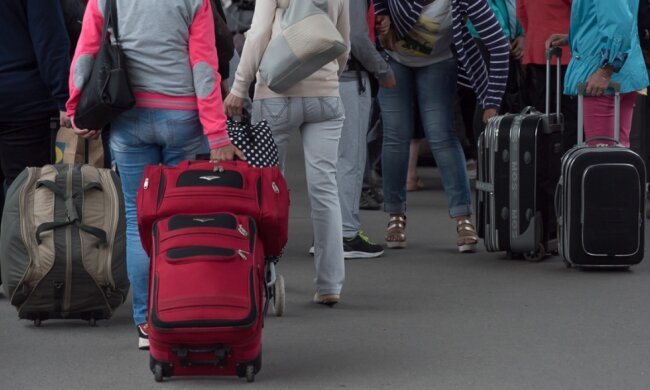 Популярна країна розсердилась на українців, візи скасовуються: “Досить з нас!”, деталі розборок