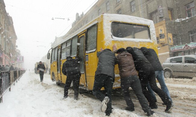 Гробы на колесах: киевские маршрутки проверили на безопасность
