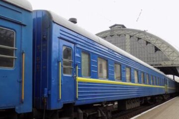 "Знайте, я вас ненавиджу": 14-річна дівчинка кинулася під поїзд, записавши відео