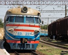 Крымская-железная-дорога-увеличила-количество-пригородных-поездов