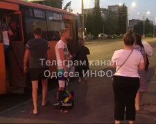 В Одесі пасажиру маршрутки влаштували самосуд, відео: "виволокли з транспорту"