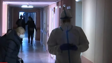 Вірус не відступає, продовжуючи забирати життя сотень українців: дані за добу