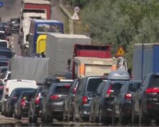 "Туристи залишають будинки і поспішають до Одеси: в мережі показали, що діється на в'їзді в місто, відео