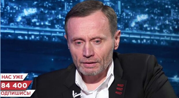 У него серьезный тоталитарный режим, у него везде рука на пульсе, - Пелюховский о Лукашенко