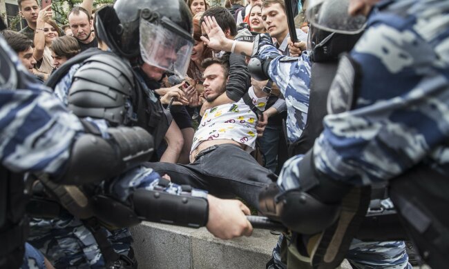 полиция россия силовики задержание