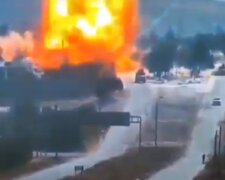 В Сирии повстанцы подорвали колонну с российскими военными: кадры мощного взрыва
