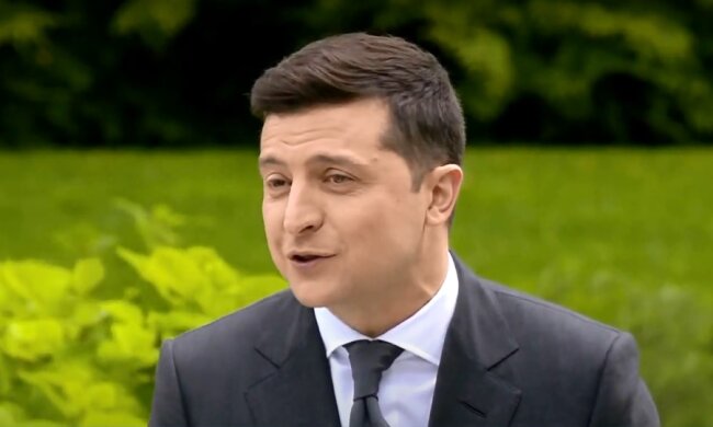 Большая пресс-конференция: журналистов обеззаразили перед встречей с Зеленским, фото