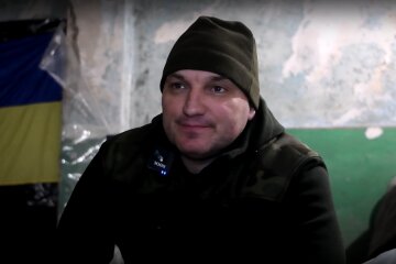 Бьем их с хорошим коллективом единомышленников, собратьев, верных друзей, – военный с позывным «Стоун» о ситуации на фронте